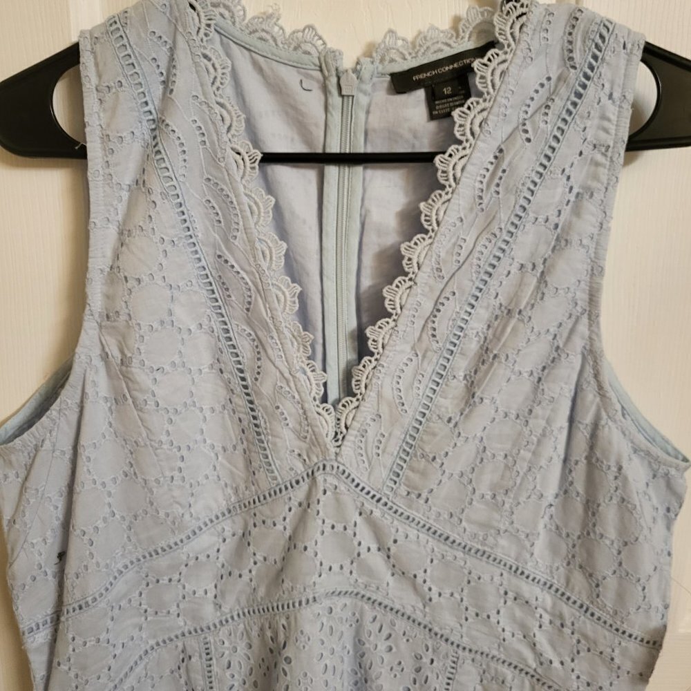 French Connection Women's Eso Zhara Lace V Neck Dress Light Dream Blue 12 NWT - Picture 4 of 10